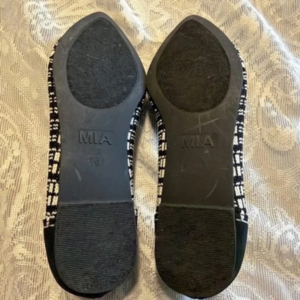 Mia Women's Lissy Ballet Knit Flats size 6 Whimsi Goth